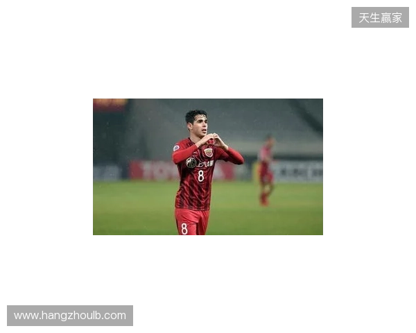 半场-约尼查助攻卡约、奥斯卡建功卡尔采夫双响 玉昆暂3-2新鹏城